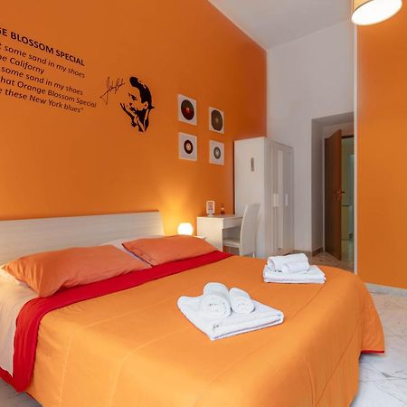 Bed and Breakfast Colori e Note Napoli Esterno foto