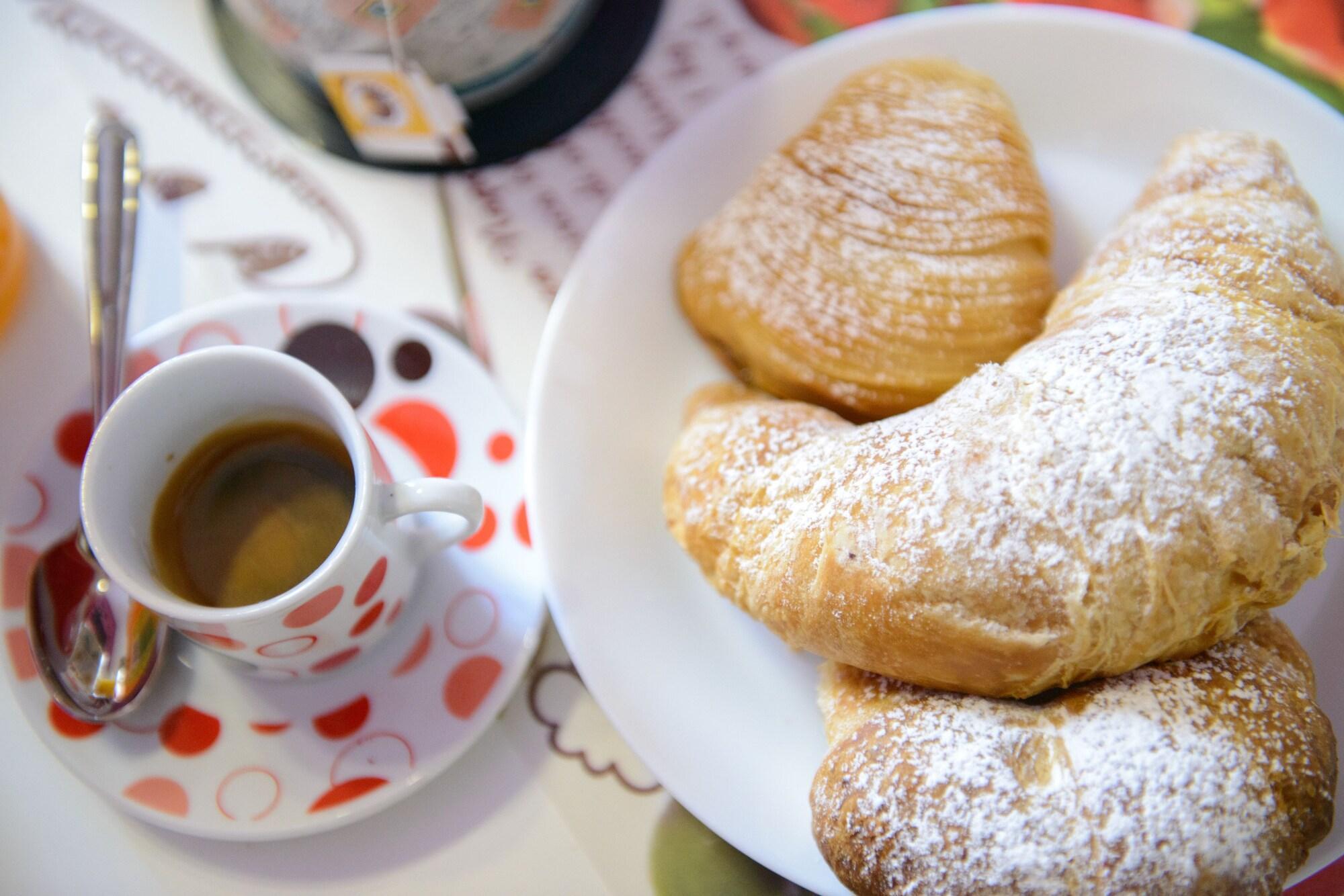 Bed and Breakfast Colori e Note Napoli Esterno foto