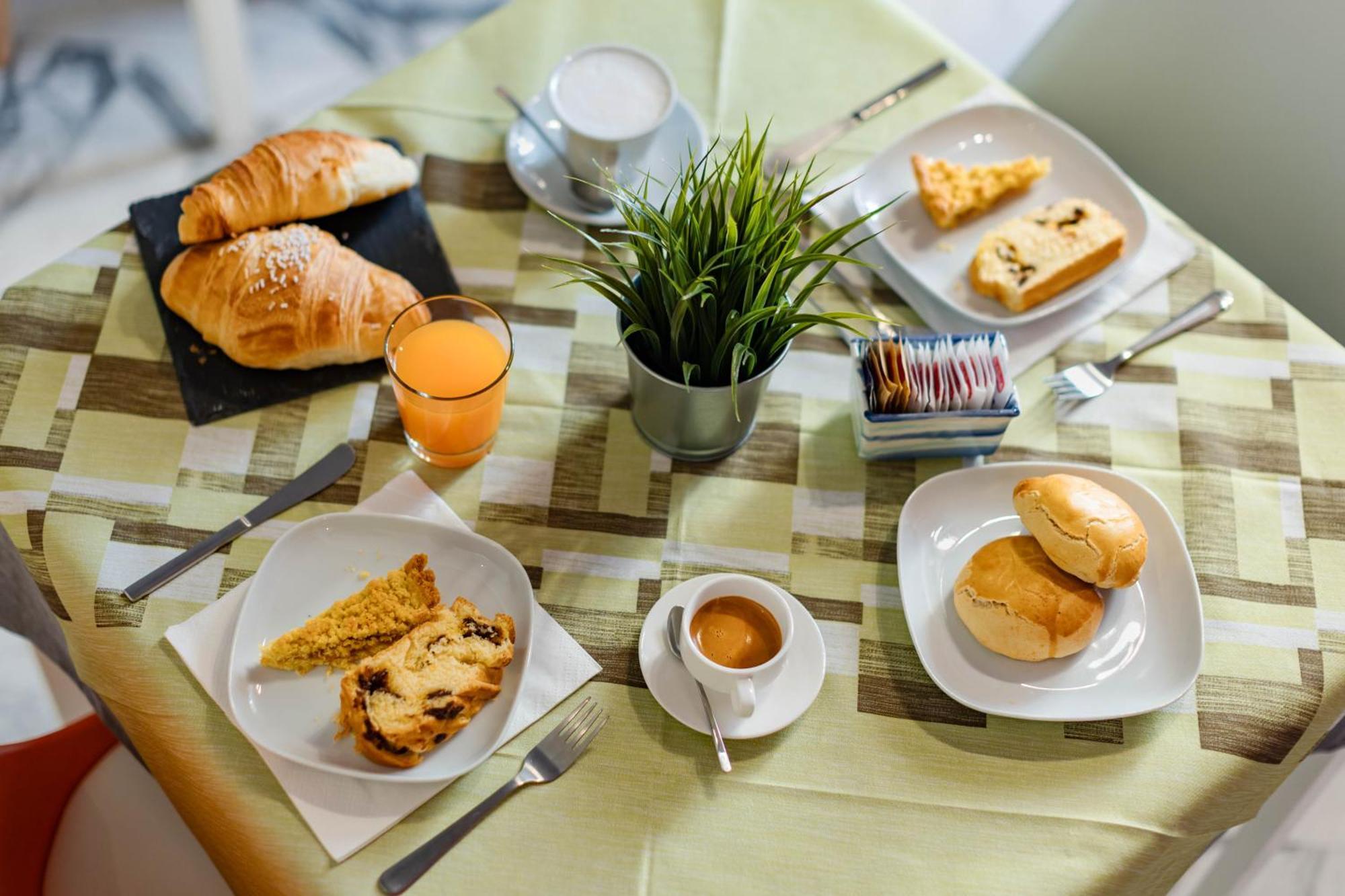 Bed and Breakfast Colori e Note Napoli Esterno foto