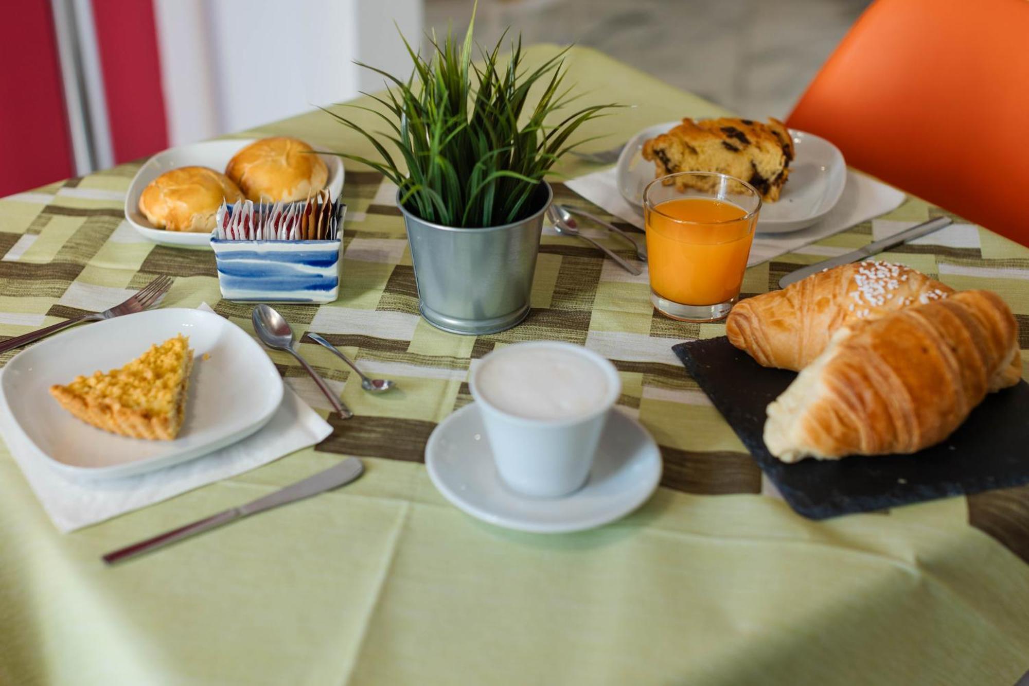 Bed and Breakfast Colori e Note Napoli Esterno foto